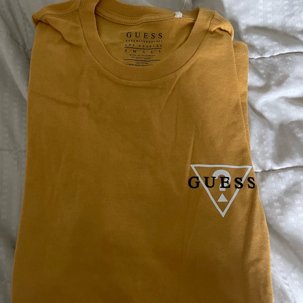 Brand new with tags??? Guess shirt